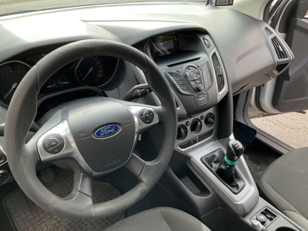 ford focus 1.6 ti vct trend